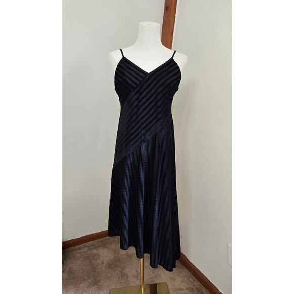 NWT Shoshanna Silk Slip Dress Womens Size 6 Black Asymmetrical Velvet Dark Fairy - Picture 1 of 10